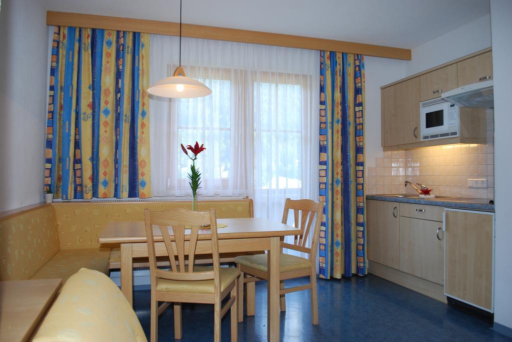 Chasa Monthani Ischgl Quarto foto